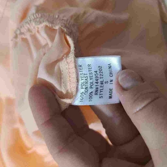 Luxxel Cropped Off Shoulder Blouse Spring Blouse - Picture 6 of 6